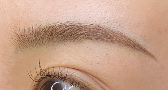 アートメイク『眉(アイブロウ)』の説明画像